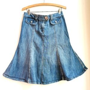 Cute! Candie’s 90s/y2K 💙 Flared Blue Jean Denim Skirt size 7
